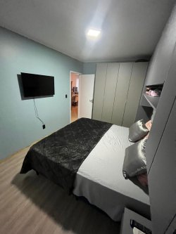 Apartamento com 02 dormitórios no Edifício Guarujá  