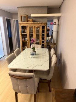 Apartamento com 02 dormitórios no Edifício Guarujá  