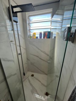 Apartamento com 02 dormitórios no Edifício Guarujá  