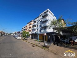 Apartamento com 02 dormitórios no Edifício Guarujá  