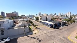 Apartamento com 02 dormitórios sendo 01suíte no Residencial Ilha da Madeira 