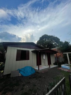 Terreno com 336 m² com 02 construções no bairro Canudos 