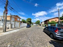 Terreno com 336 m² com 02 construções no bairro Canudos 