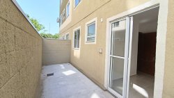 Apartamento térreo com pátio privativo no Residencial Porto Rotterdam  