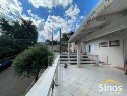 Casa com 03 dormitórios no bairro Canudos 