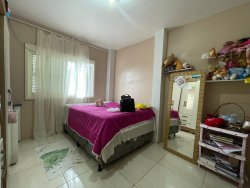 Casa com 03 dormitórios no bairro Canudos 