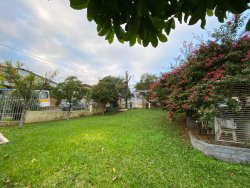 Terreno de esquina em Lomba Grande 