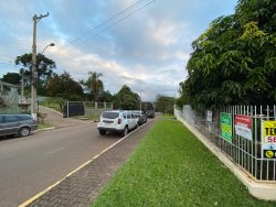 Terreno de esquina em Lomba Grande 