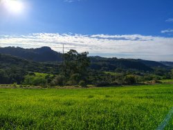 Área de 2 hectares no Alto Perus 