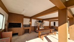 Pavilhão com 437m² no bairro Rondônia 
