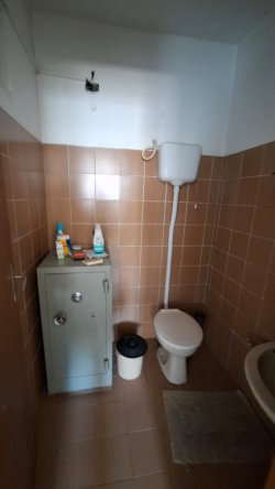 Pavilhão com 437m² no bairro Rondônia 