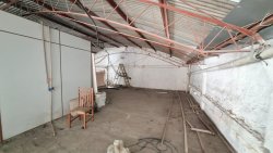 Pavilhão com 437m² no bairro Rondônia 