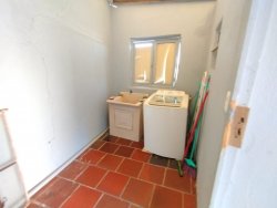 Sobrado com 260m² no bairro Liberdade 