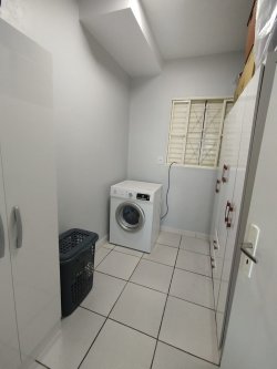 Sobrado com 260m² no bairro Liberdade 