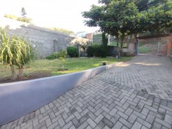 Sobrado com 260m² no bairro Liberdade 