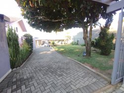 Sobrado com 260m² no bairro Liberdade 