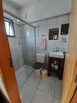 Casa com 02 dormitórios, sendo 01 suíte no bairro Santo Afonso 