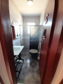 Casa com 02 dormitórios, sendo 01 suíte no bairro Santo Afonso 