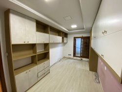 Casa com 03 dormitórios no bairro Hamburgo Velho 