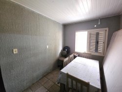 Casa com 02 dormitórios no bairro São Jorge 