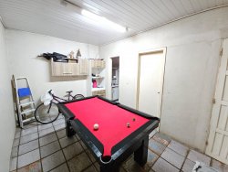 Casa com 02 dormitórios no bairro São Jorge 
