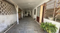 casa com 03 dormitórios no bairro lomba grande 