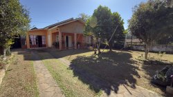 casa com 03 dormitórios no bairro lomba grande 