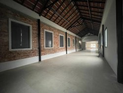 Prédio comercial com 469m² para locação em Hamburgo Velho 