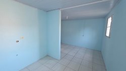Casa com 02 dormitórios no bairro Feitoria 