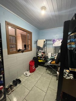 Casa com 03 dormitórios no bairro Três Marias 