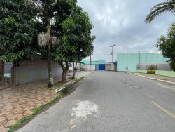 Casa com 03 dormitórios no bairro Três Marias 