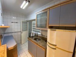 Apartamento com 01 dormitório no Edifício Gominho 