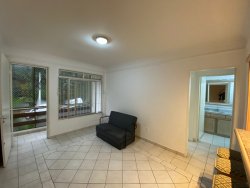Apartamento com 01 dormitório no Edifício Gominho 