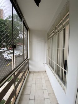 Apartamento com 01 dormitório no Edifício Gominho 