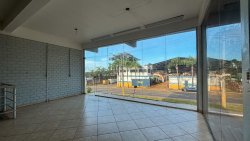 Prédio comercial com 02 pavimentos no Bairro Pinheiro 