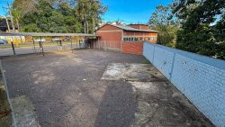 Prédio comercial com 02 pavimentos no Bairro Pinheiro 