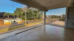 Prédio comercial com 02 pavimentos no Bairro Pinheiro 