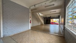 Prédio comercial com 02 pavimentos no Bairro Pinheiro 