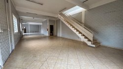Prédio comercial com 02 pavimentos no Bairro Pinheiro 