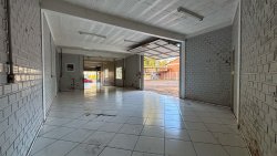 Prédio comercial com 02 pavimentos no Bairro Pinheiro 