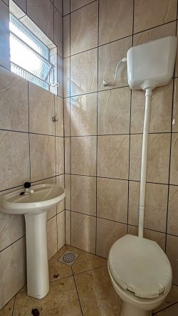 Prédio comercial com 02 pavimentos no Bairro Pinheiro 