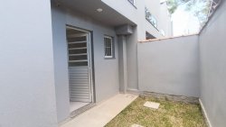 Sobrado com 02 dormitórios no bairro São Jorge 