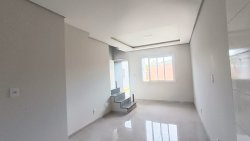 Sobrado com 02 dormitórios no bairro São Jorge 