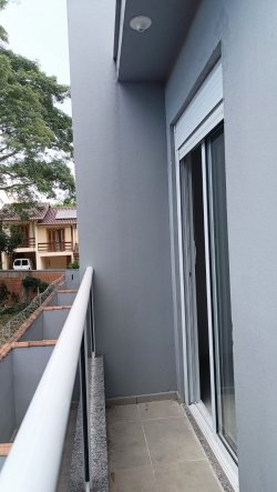 Sobrado com 02 dormitórios no bairro São Jorge 