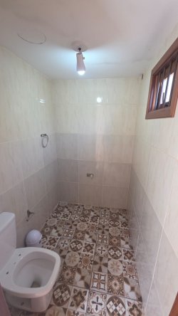 Sobrado com 03 dormitórios no Bairro Rincão 