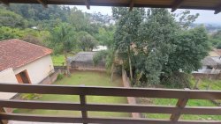Sobrado com 03 dormitórios no Bairro Rincão 