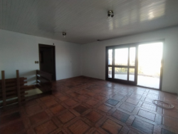 Cobertura duplex com 03 dormitórios para locação no bairro Jardim Mauá 