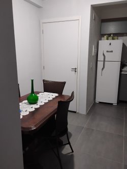 Apartamento com 02 dormitórios no Condomínio Gardens 