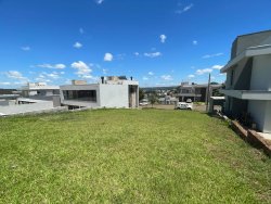 Lote de 560 m² no Condomínio Horizon 