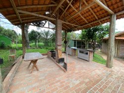 Sítio com 2,5 hectares no bairro Lomba Grande 